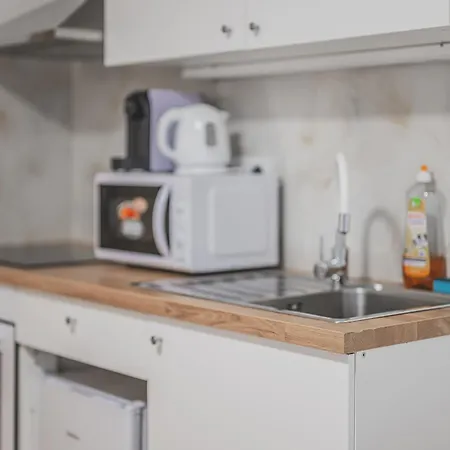 Apartment Flat Near Castle Stylish & Prime Location 5 *