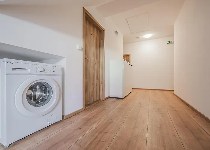 Appartement Flat Near Castle Stylish & Prime Location 5 *