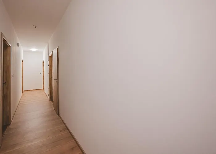 Flat Near Castle Stylish & Prime Location 5 Prague