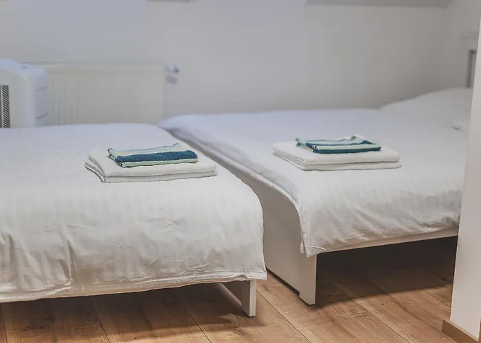 Flat Near Castle Stylish & Prime Location 5 Prague