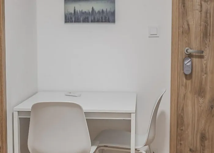 Appartement Flat Near Castle Stylish & Prime Location 5 Prague