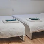 Flat Near Castle Stylish & Prime Location 5 Prága