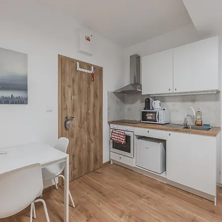 Flat Near Castle Stylish & Prime Location 5 Apartamento *