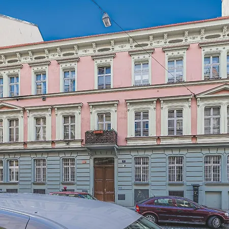 Flat Near Castle Stylish & Prime Location 5 Apartman Prága